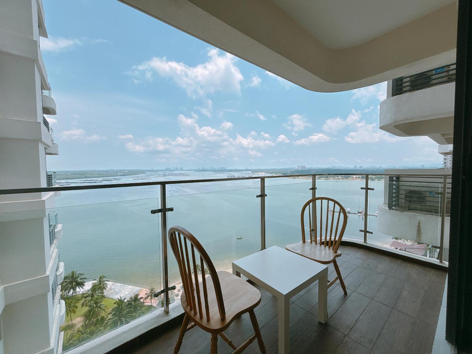 Country Garden Danga Bay By Lions Bay Apartment Johor Bahru Room photo
